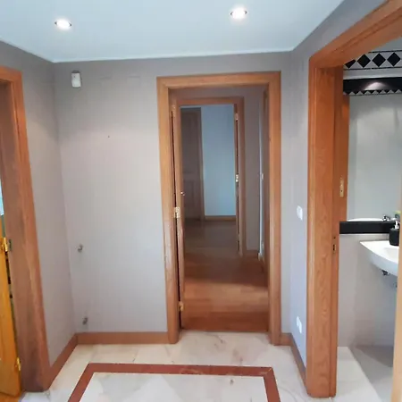 Spacious Well Equipped Location Garage 4 Pessoas *