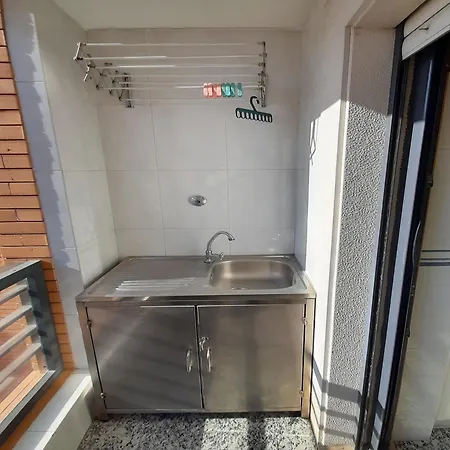 Spacious Well Equipped Location Garage 4 Pessoas Apartman Cascais
